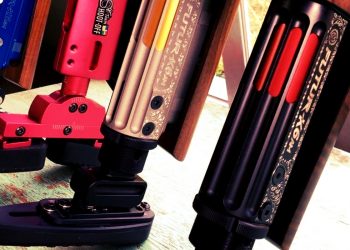 Valutare il calcio regolabile del fucile da tiro